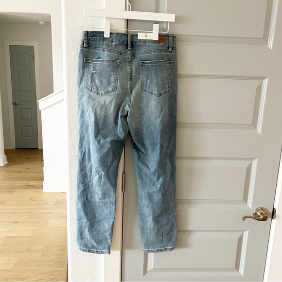 NWT Judy Blue High Rise Destroyed Boyfriend Jeans - Picture 3 of 5